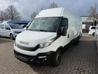 Second-hand Iveco Daily 179 CP (131 kW) 2017 Alb Van
