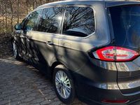 Gebraucht Ford Galaxy Titanium 209 PS (153 kW) 2017 Braun Van / Kleinbus