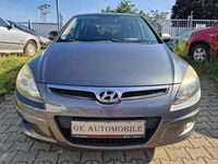 Gebraucht Hyundai i30 Edition+ 109 PS (80 kW) 2009 Steel grey Limousine