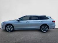 Gebraucht Skoda Superb Selection 150 PS (110 kW) 2024 Aluminiumsilber metallic Kombi