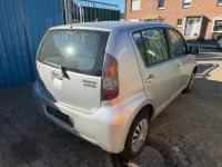 Gebraucht Daihatsu Sirion 69 PS (50 kW) 2011 Silber Kleinwagen