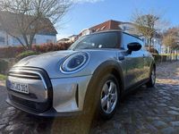 Gebraucht Mini Cooper Essential 136 PS (100 kW) 2022 Silber Kleinwagen