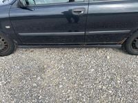 Gebraucht Volvo V40 136 PS (100 kW) 2001 Schwarz Kombi