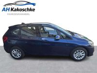 Gebraucht BMW 218 Advantage 140 PS (102 kW) 2018 Mediterranblau metallic Van / Kleinbus