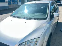 Używany Ford Focus 101 KM (74 kW) 2006 Srebrny Sedan/Limuzyna