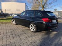 gebraucht BMW 320 d xDrive Touring Advantage Automatic