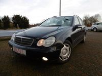 Second-hand Mercedes C200 Classic 122 CP (89 kW) 2004 Albastru Break