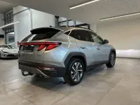 Gebraucht Hyundai Tucson Trend 136 PS (100 kW) 2023 Shimmering silver SUV