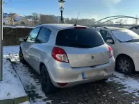Gebraucht Renault Clio III 101 PS (74 kW) 2010 Silber Kleinwagen
