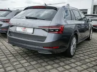 Gebraucht Skoda Superb LAURIN & KLEMENT 200 PS (147 kW) 2023 Grau / graphitgrau (metallic) Kombi