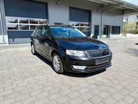 Gebraucht Skoda Octavia Ambition 110 PS (80 kW) 2016 Schwarz Kleinwagen