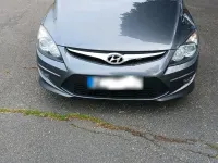 Gebraucht Hyundai i30 116 PS (85 kW) 2011 Grau Kombi