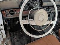 Gebraucht Mercedes W114 150 PS (110 kW) 1968 Weiß Coupé