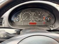 Gebraucht BMW 320 170 PS (125 kW) 2001 Schwarz Kombi