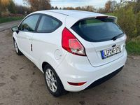 Gebraucht Ford Fiesta Trend 60 PS (44 kW) 2013 Limousine