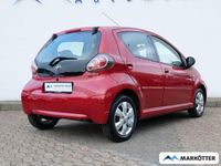 Gebraucht Toyota Aygo 68 PS (50 kW) 2010 Rot Kleinwagen
