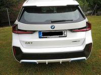 gebraucht BMW iX1 iX1xDrive30 M Sportpaket Volllederausstattung