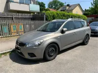 Gebraucht Kia Ceed 18 PS (13 kW) 2010 Grau Kleinwagen