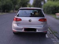 Gebraucht VW Golf VII Comfortline 110 PS (80 kW) 2015 Limousine