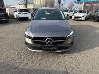 Second-hand Mercedes B180 Progressive 136 CP (100 kW) 2024 Gri Monovolum