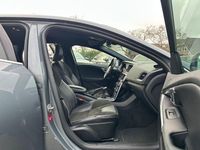 Gebraucht Volvo V40 Business Edition 120 PS (88 kW) 2015 Grau Kombi