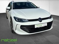 Gebraucht VW Passat Basis 150 PS (110 kW) 2025 Weiß Kombi
