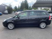 Gebraucht Opel Zafira Family 140 PS (102 kW) 2014 Karbonschw graphitschw midnigh Van / Kleinbus