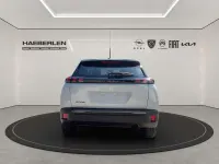 Neu Peugeot 2008 Style 131 PS (96 kW) 2025 Okenitweiss metallic SUV