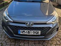 Gebraucht Hyundai i20 Style 101 PS (74 kW) 2020 Grau Kleinwagen