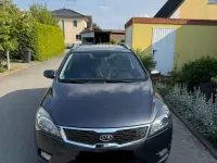 Gebraucht Kia Ceed 90 PS (66 kW) 2010 Grau Kleinwagen