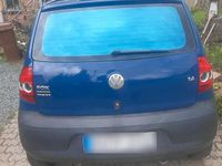 Second-hand VW Fox 75 CP (55 kW) 2005 Albastru Hatchback