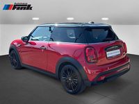 Gebraucht Mini Cooper 136 PS (100 kW) 2023 Chili red Kleinwagen