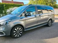 Gebraucht Mercedes EQV300 Avantgarde 150 kW (204 PS) 2021 Grau Van / Kleinbus