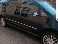 Second-hand VW Sharan 140 CP (102 kW) 2007 Albastru Monovolum