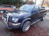 Gebraucht Nissan Navara 133 PS (97 kW) 2000 Blau Pickup