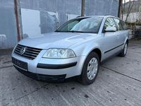 Second-hand VW Passat 102 CP (75 kW) 2000 Argintiu Break