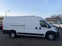 Gebraucht Opel Movano 165 PS (121 kW) 2024 Lackierung weiss icy/typ ausse Van