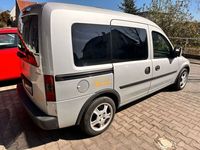 Gebraucht Opel Combo Edition 97 PS (71 kW) 2006 Silber Van / Kleinbus