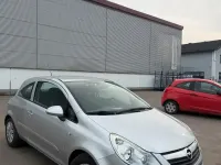 Gebraucht Opel Corsa 80 PS (58 kW) 2007 Silber Kleinwagen