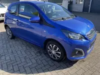 Gebraucht Peugeot 108 Allure 72 PS (52 kW) 2020 Blau calvi/metallic klarlack Kleinwagen