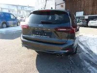 Gebraucht Ford Focus ST-Line X 155 PS (114 kW) 2024 Magneticgrau (metallic) Kombi