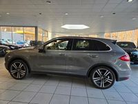 Second-hand Porsche Cayenne 245 CP (180 kW) 2013 Gri SUV