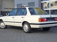 Gebraucht BMW 316 102 PS (75 kW) 1989 Alpinweiss ii Limousine