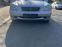 Gebraucht Mercedes C200 Classic 122 PS (89 kW) 2003 Silber Kombi