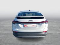 Gebraucht Audi Q4 Sportback e-tron Comfort 150 kW (204 PS) 2023 Gletscherweiß metallic SUV