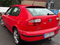 Second-hand Seat Leon 100 CP (73 kW) 2002 Roșu Hatchback