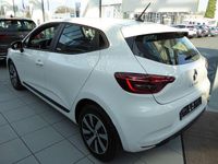 Gebraucht Renault Clio V Equilibre 67 PS (49 kW) 2022 Weiß Limousine