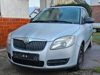 Gebraucht Skoda Fabia 70 PS (51 kW) 2009 Silber Kleinwagen