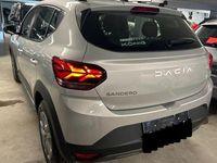 Gebraucht Dacia Sandero Expression 91 PS (66 kW) 2023 Grau Limousine