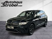 Gebraucht VW Tiguan Move 190 PS (139 kW) 2023 Schwarz SUV
